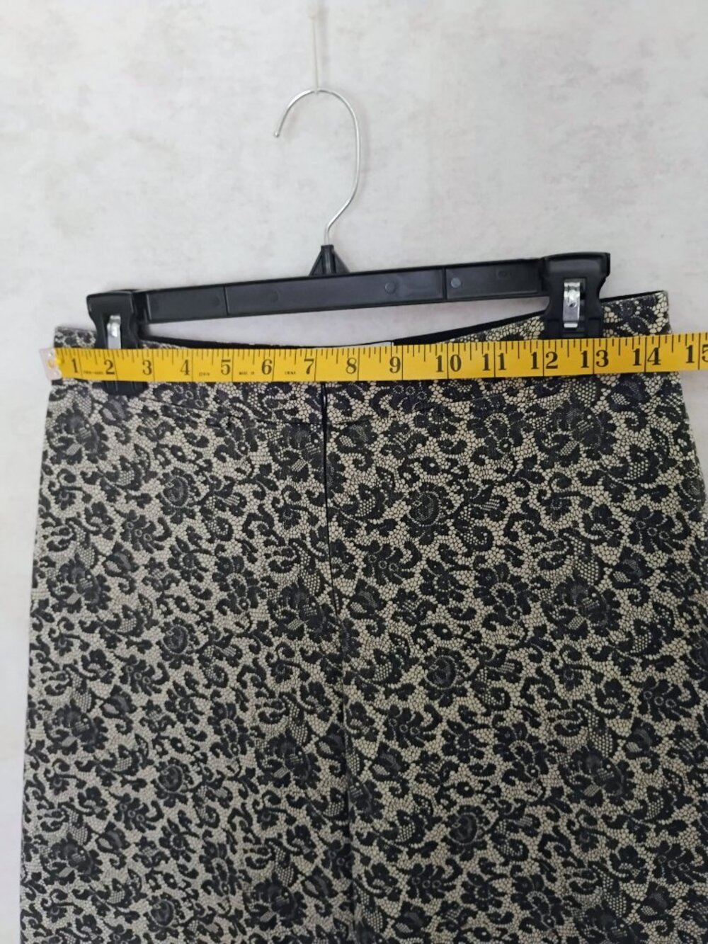 Equestrian Designs Lace-Print Stretch Cropped Riding Pants S (See Measurements) View 4